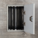 Einwurftür Premia weiß glänzend mit Push-Lock-Riegelschloss